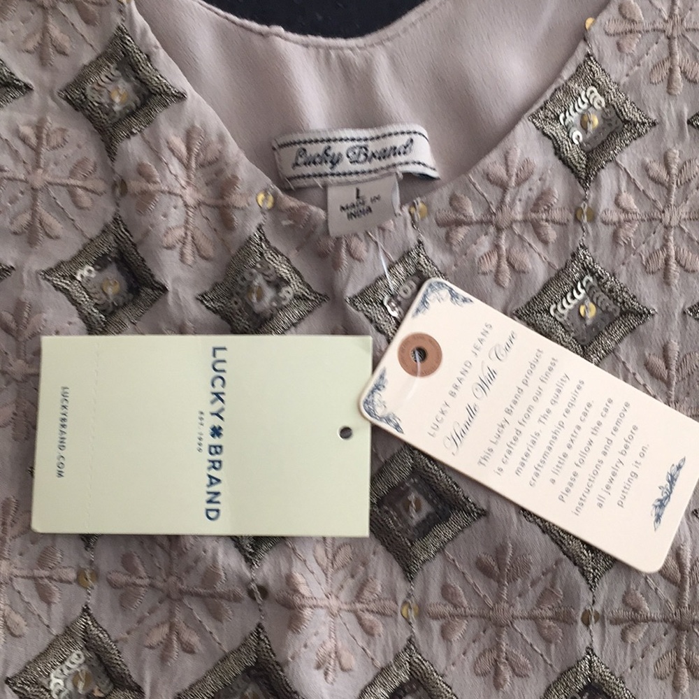 Lucky, sleeveless top, size L